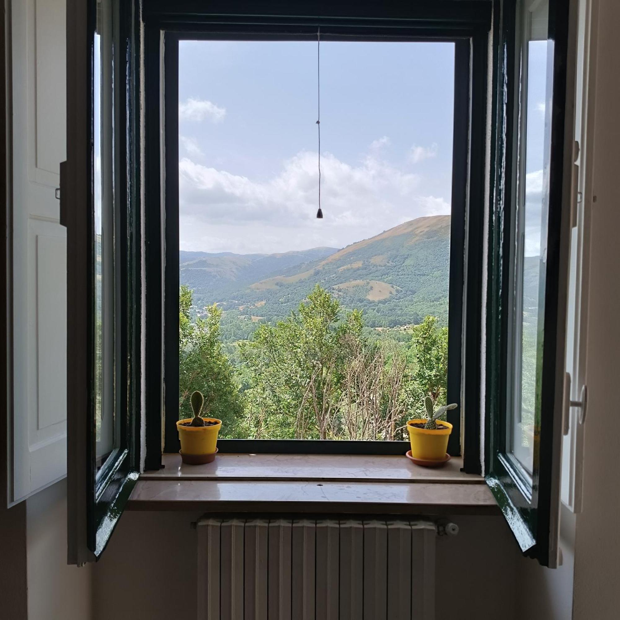 Casina In Collina Con Vista Suggestiva Apartment Muro Lucano Екстериор снимка